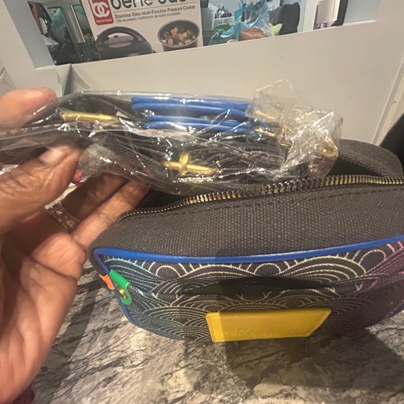 Kurt Geiger Rainbow Pattern Crossbody Bag - Picture 7 of 10